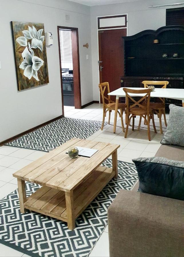 Laboria 102 & 103 Apartment Harrismith Luaran gambar