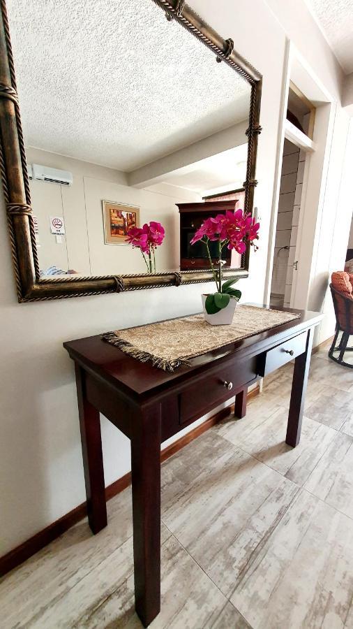 Laboria 102 & 103 Apartment Harrismith Luaran gambar