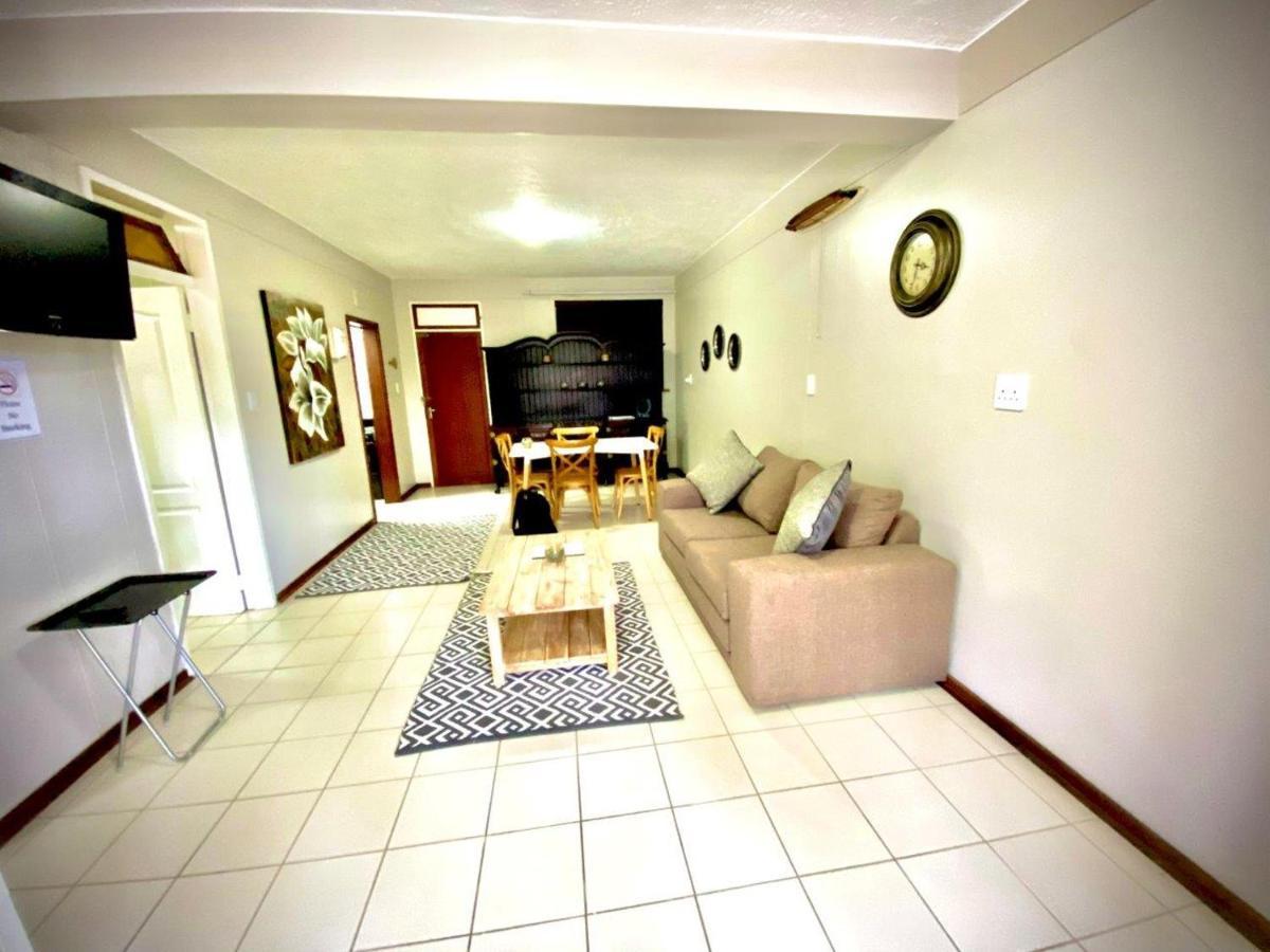 Laboria 102 & 103 Apartment Harrismith Luaran gambar